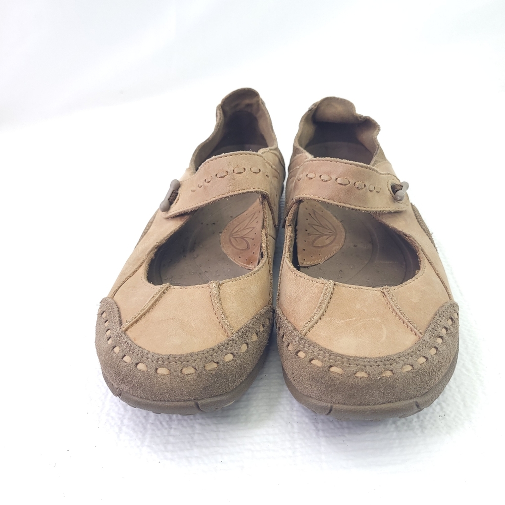 Hi Tech V Lite Lotus Loafers Size 8 Mary Jane Tan Leather Comfort Flats Shoes